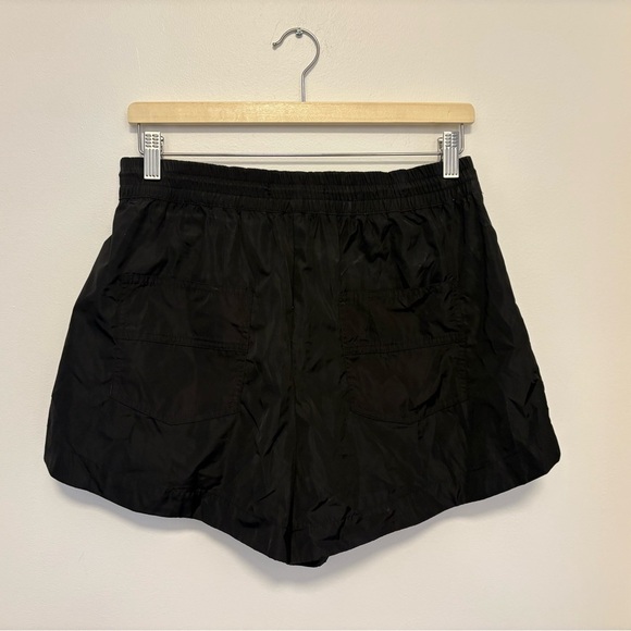 Zara Black Short Shorts - Picture 3 of 3
